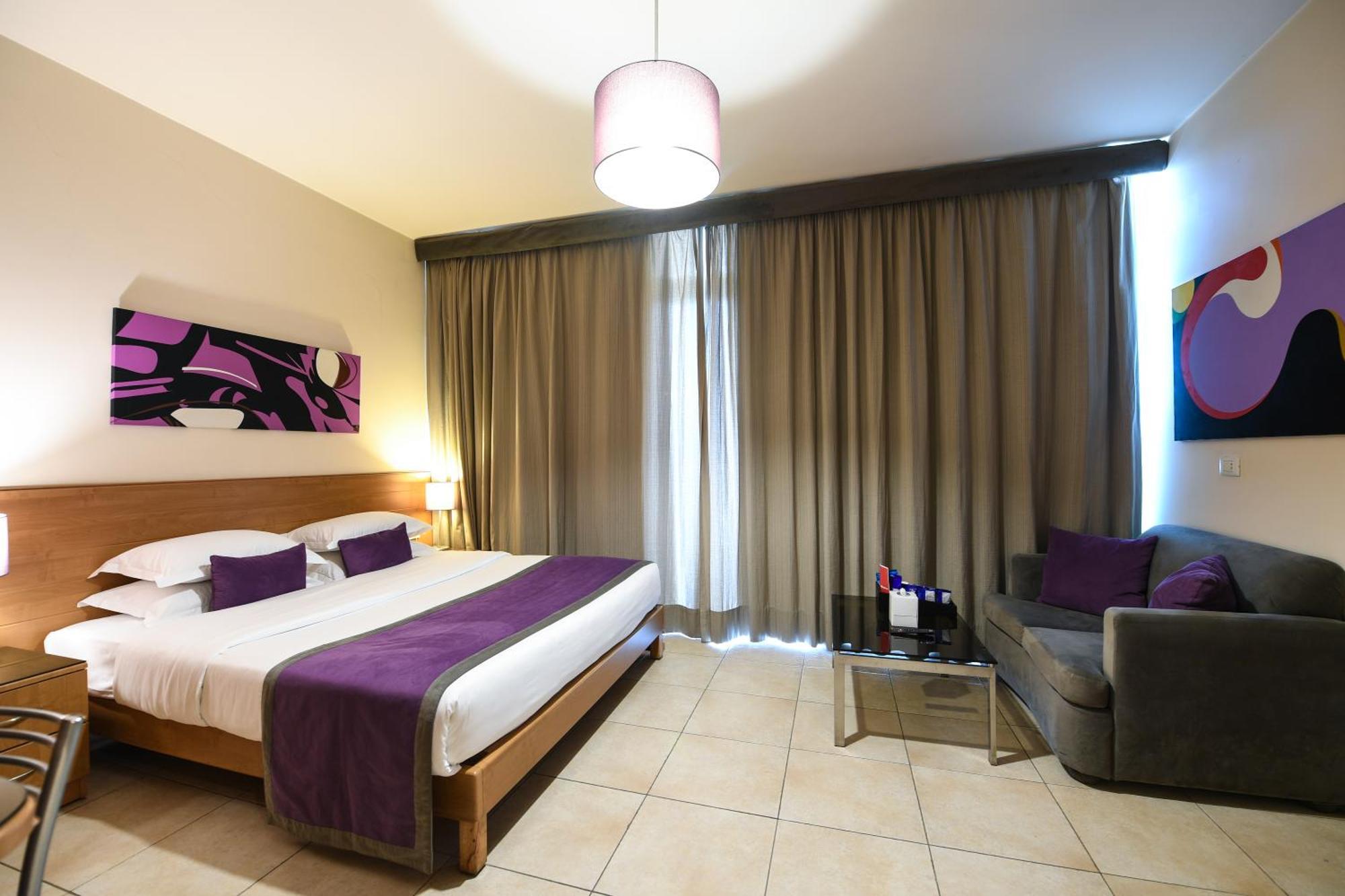 The Smallville Xpress Beirut Luaran gambar
